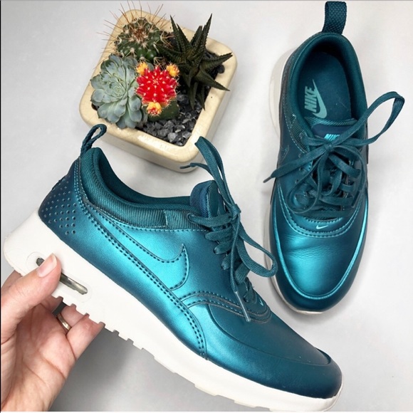 nike thea teal